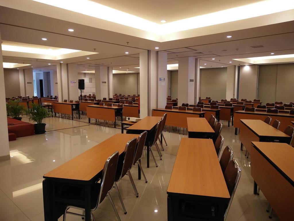 Amaris Hotel Citra Raya - Τάνγκερανγκ Εξωτερικό φωτογραφία